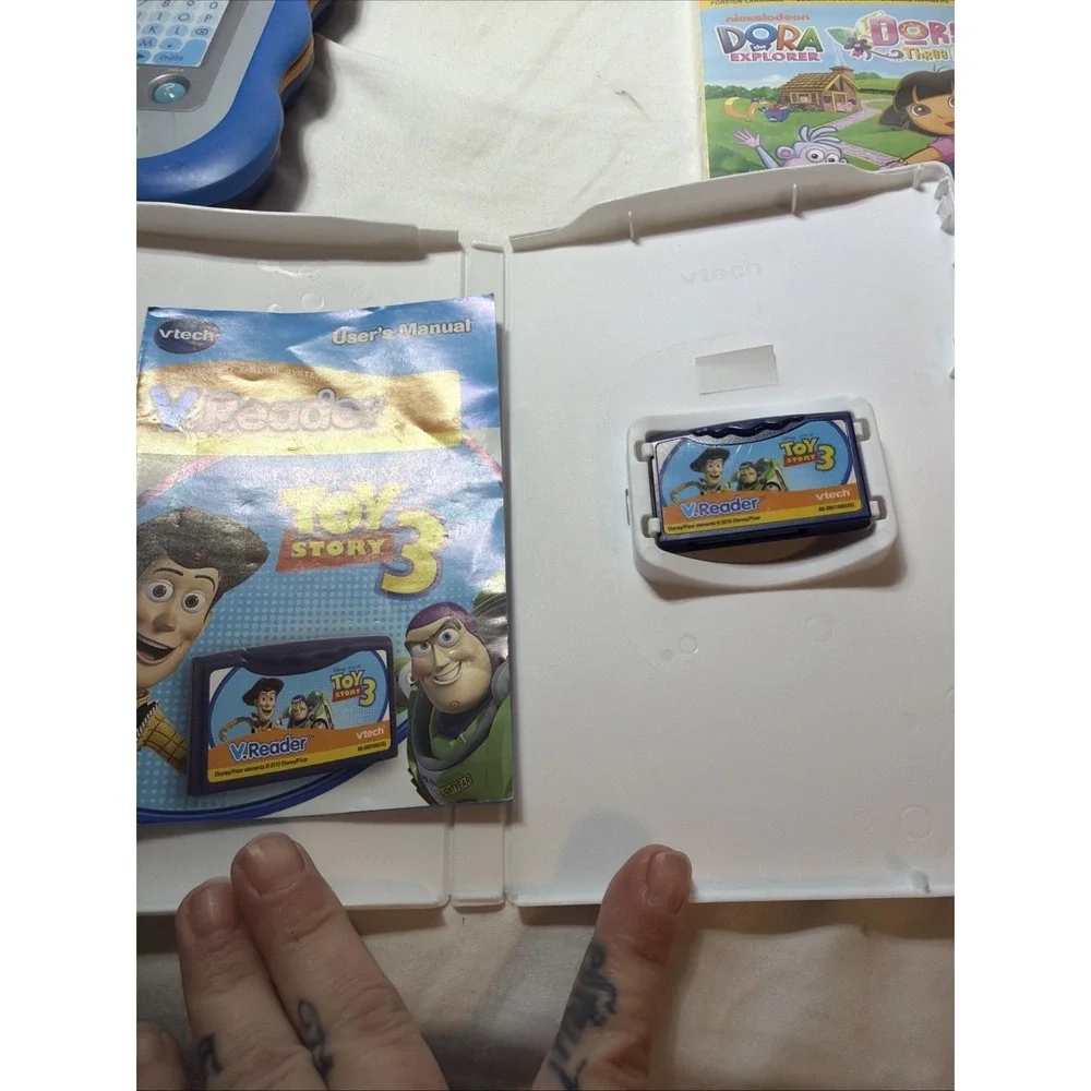 V.Reader By Vtech And 3 Cartridges No Charger UNTESTED